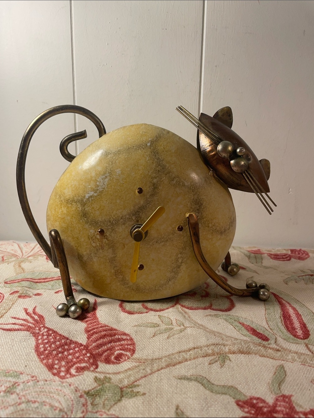 Deco Breeze Yellow Faux Stone MetalCat Clock with Brass Accents